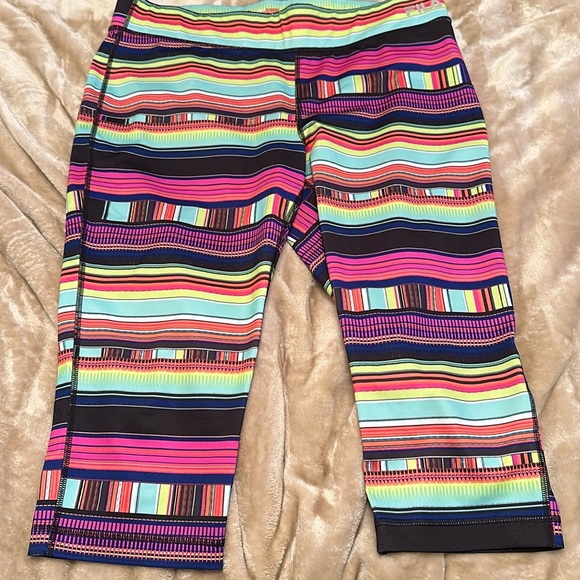 Colorful Fila Geometric Leggings - Picture 2 of 8